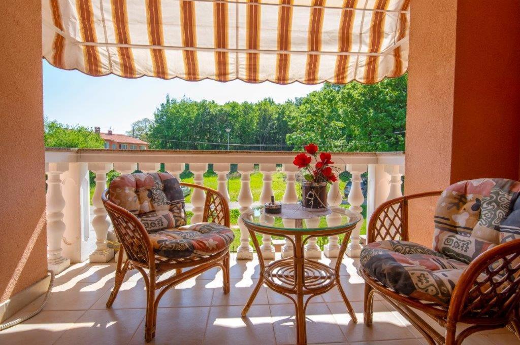 Apartmani Stefano لابين المظهر الخارجي الصورة