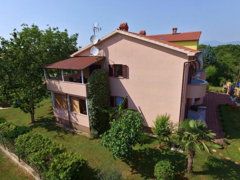 Apartmani Stefano لابين المظهر الخارجي الصورة